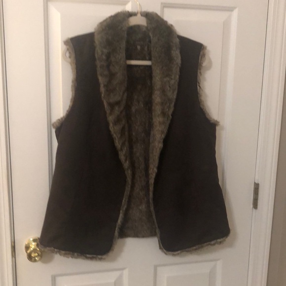 CROSBY by Mollie Burch Jackets & Blazers - Brown faux fur vest